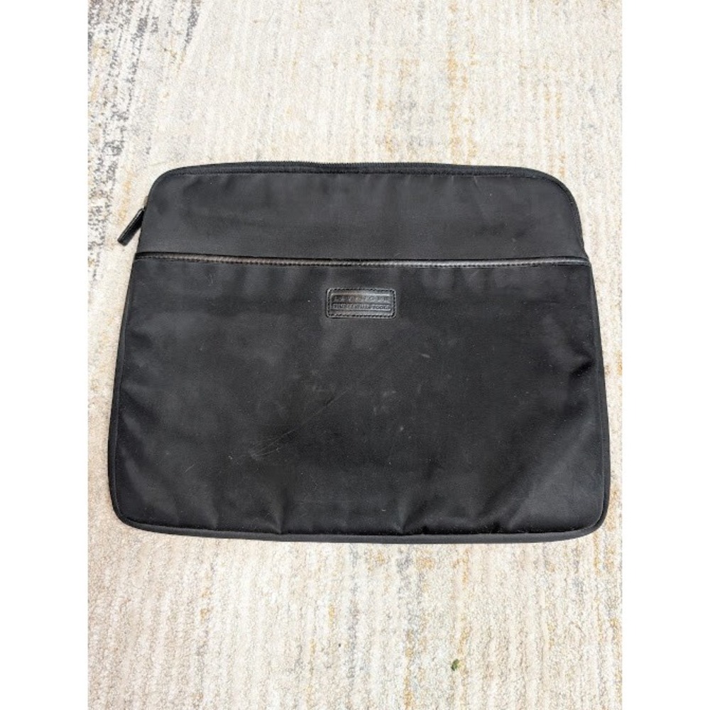 Levenger Padded‎ Laptop Sleeve Black Microfiber & Leather Trim Classic Work
